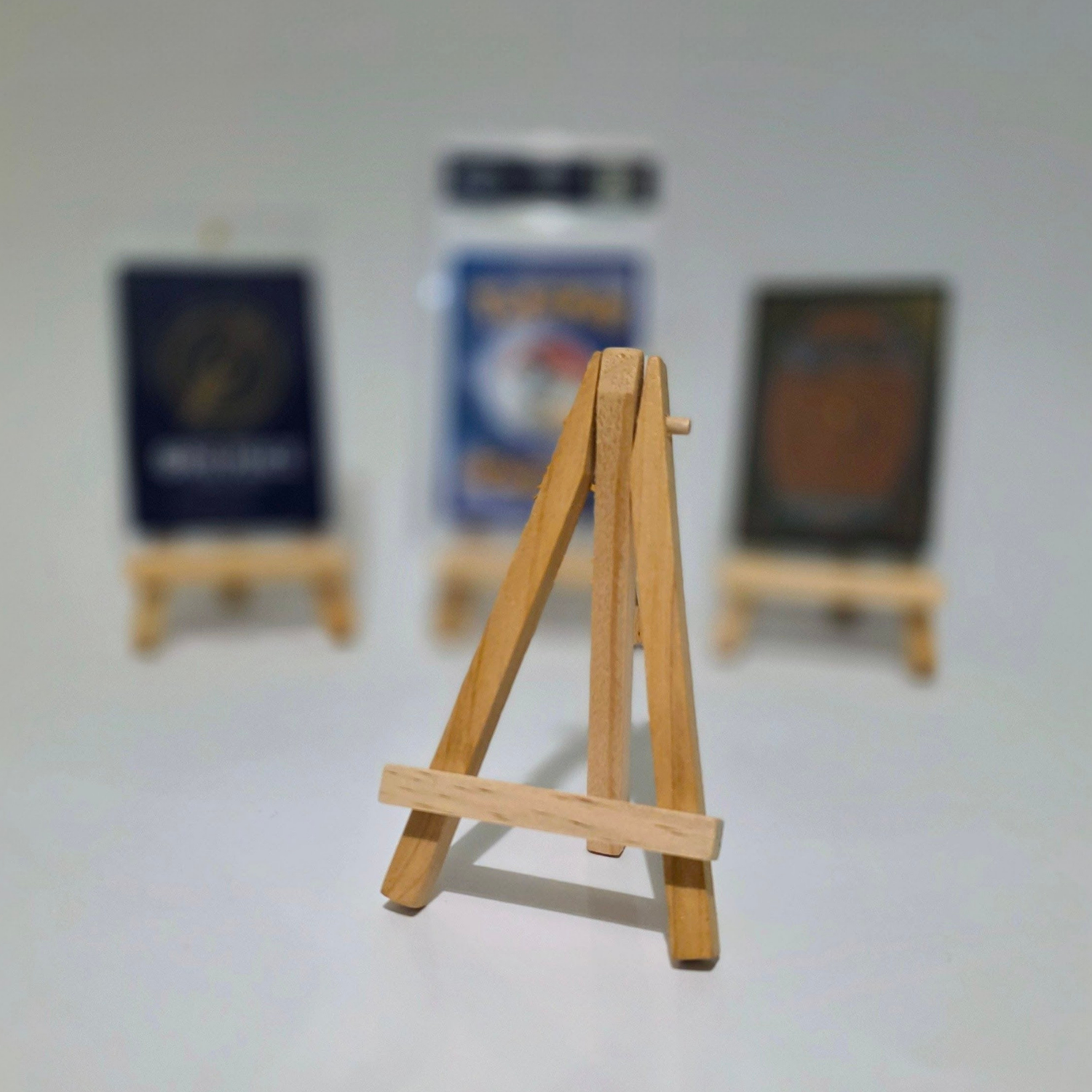 Card & Slab Display Items
